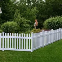 ビニールピケットフェンス
